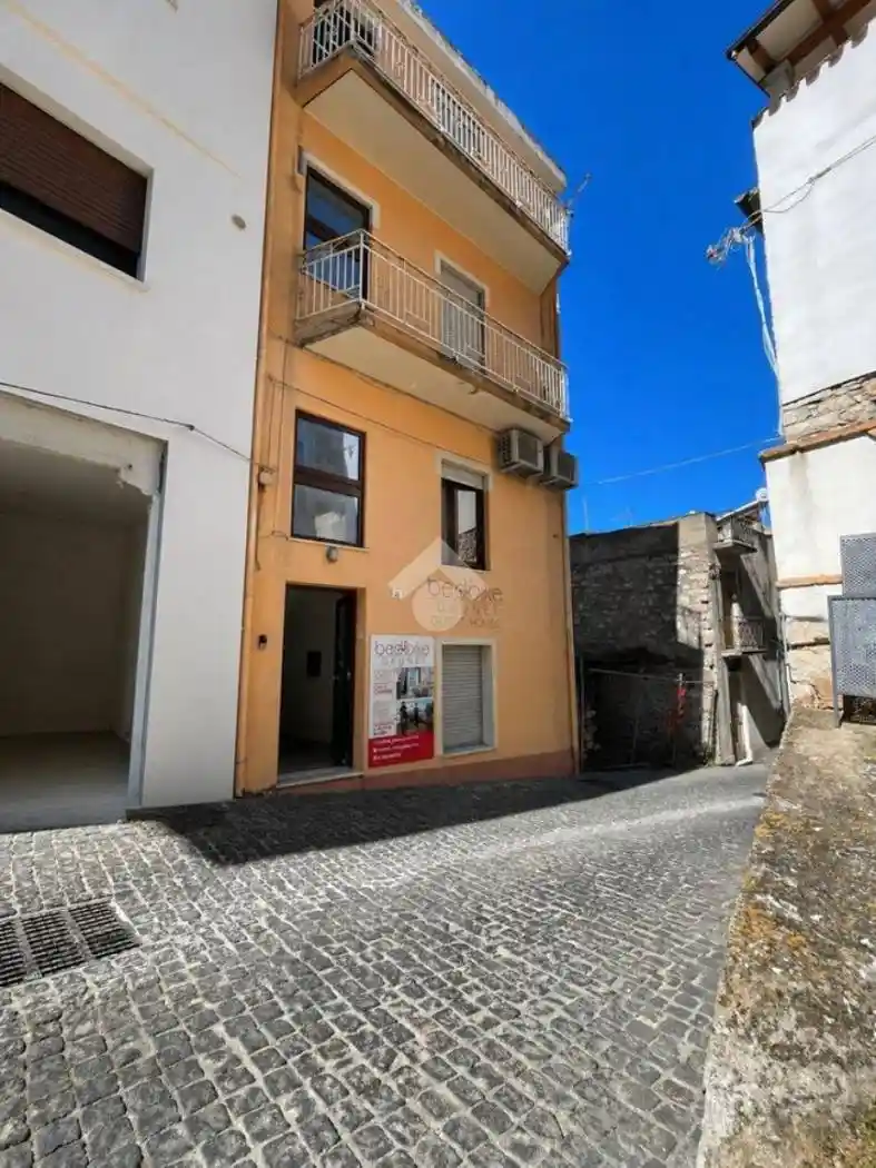 Appartamento in vendita a Baunei