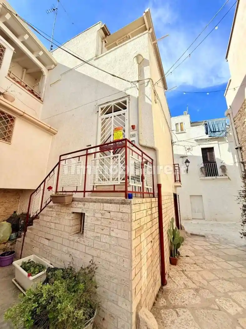 Casa indipendente in vendita a Cassano delle Murge