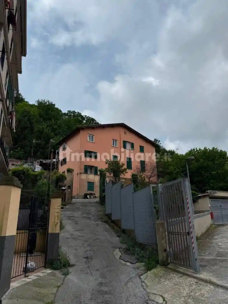 Appartamento in vendita a Genova