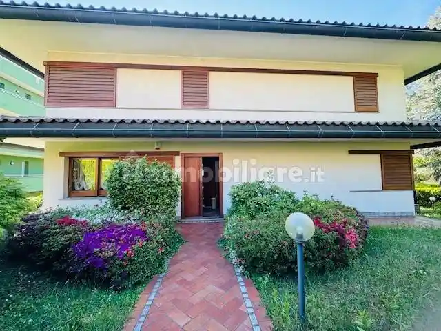 Villa in vendita a Cantù