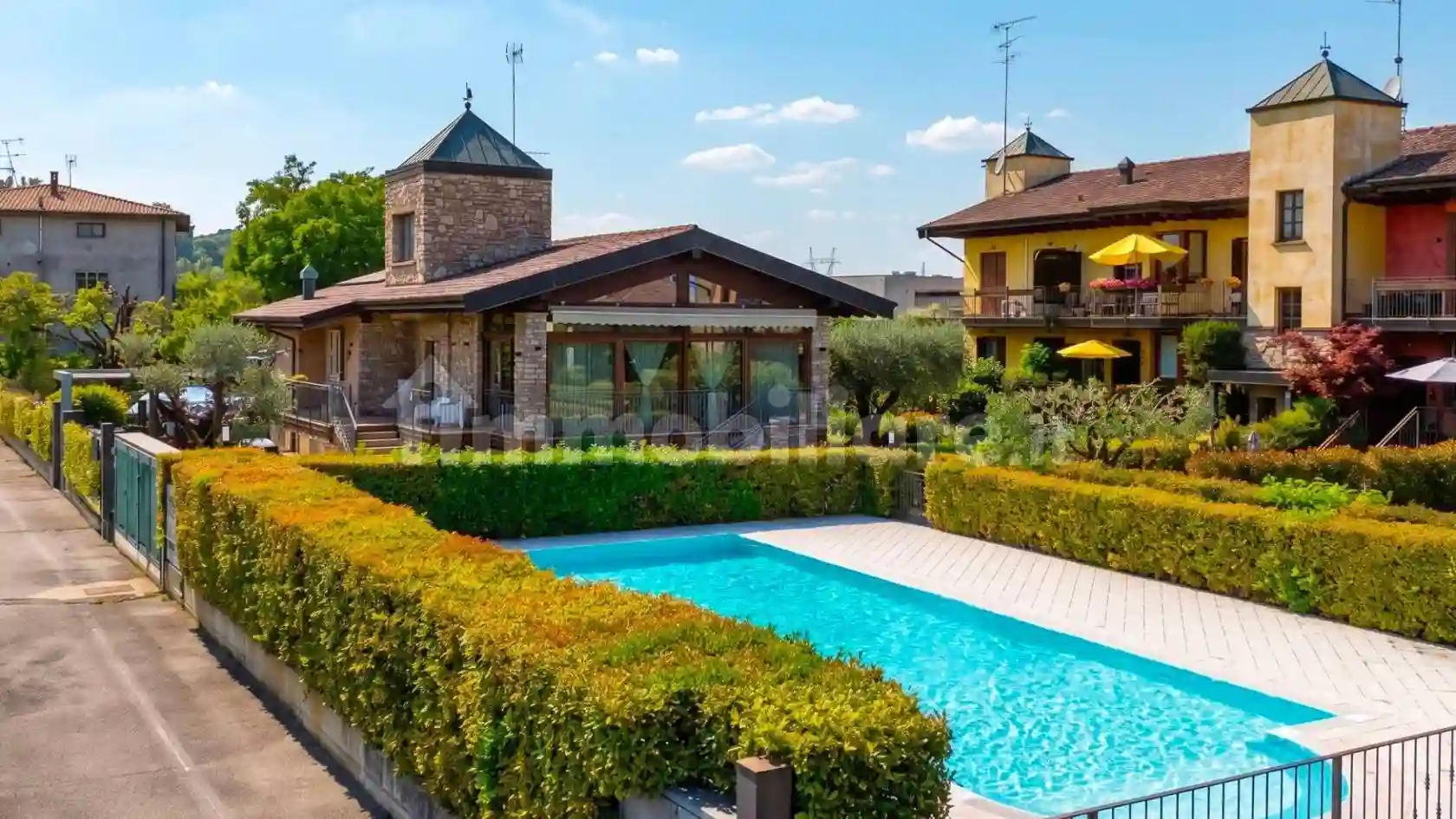 Villa - foto 2