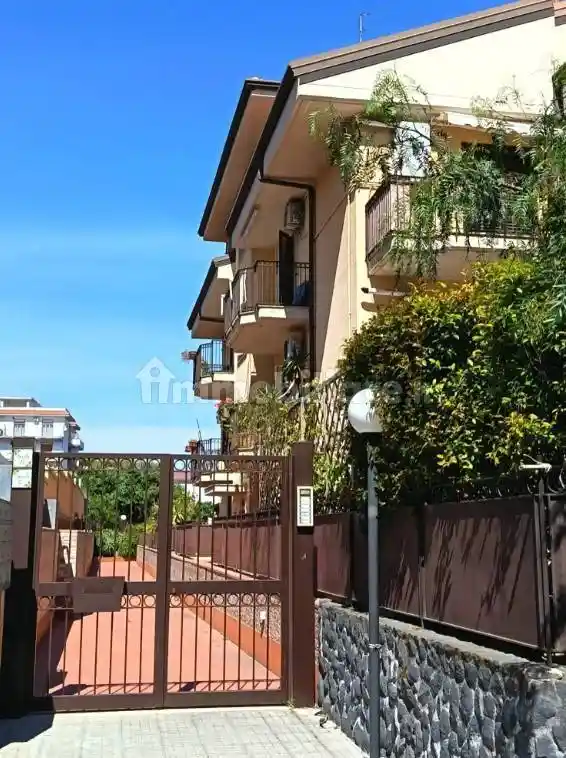 Appartamento in vendita a Tremestieri Etneo