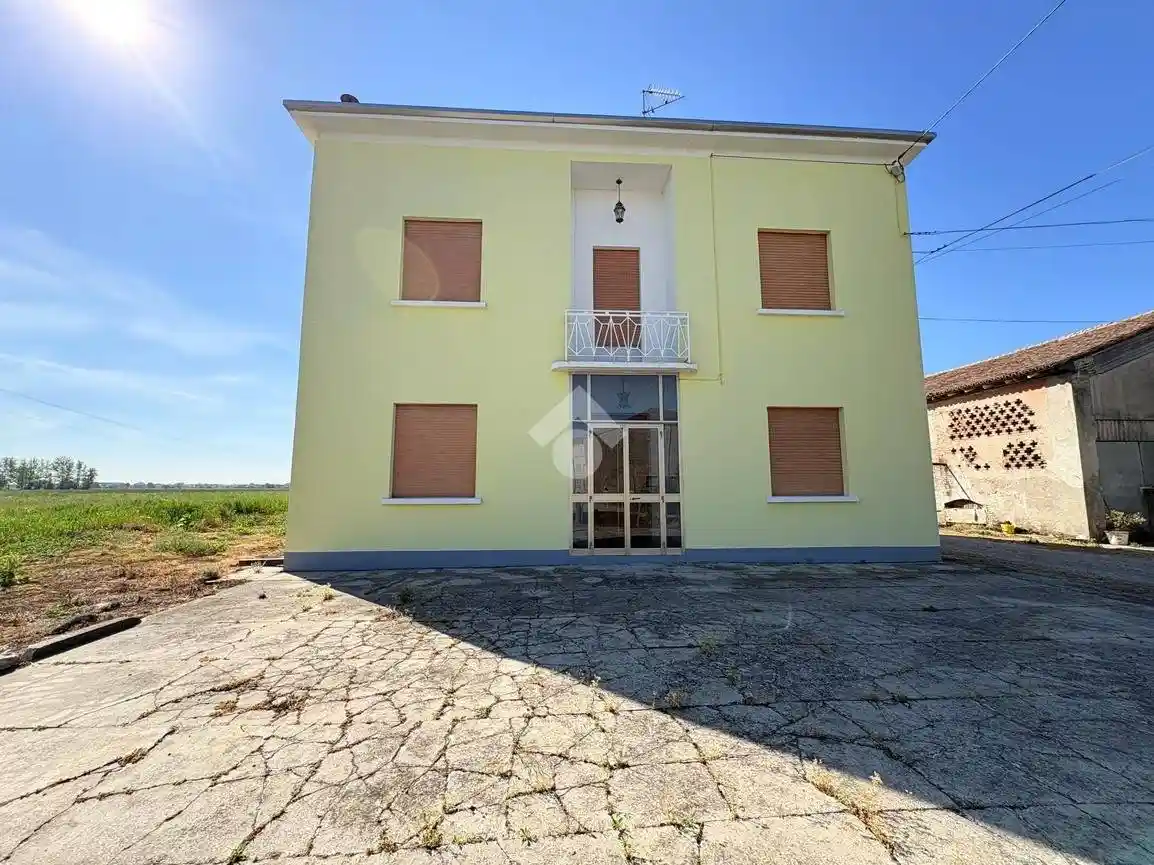 Casa indipendente in vendita a Suzzara