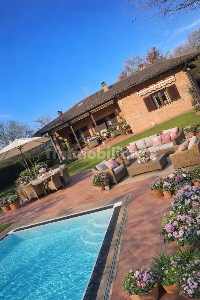 Villa - foto 2