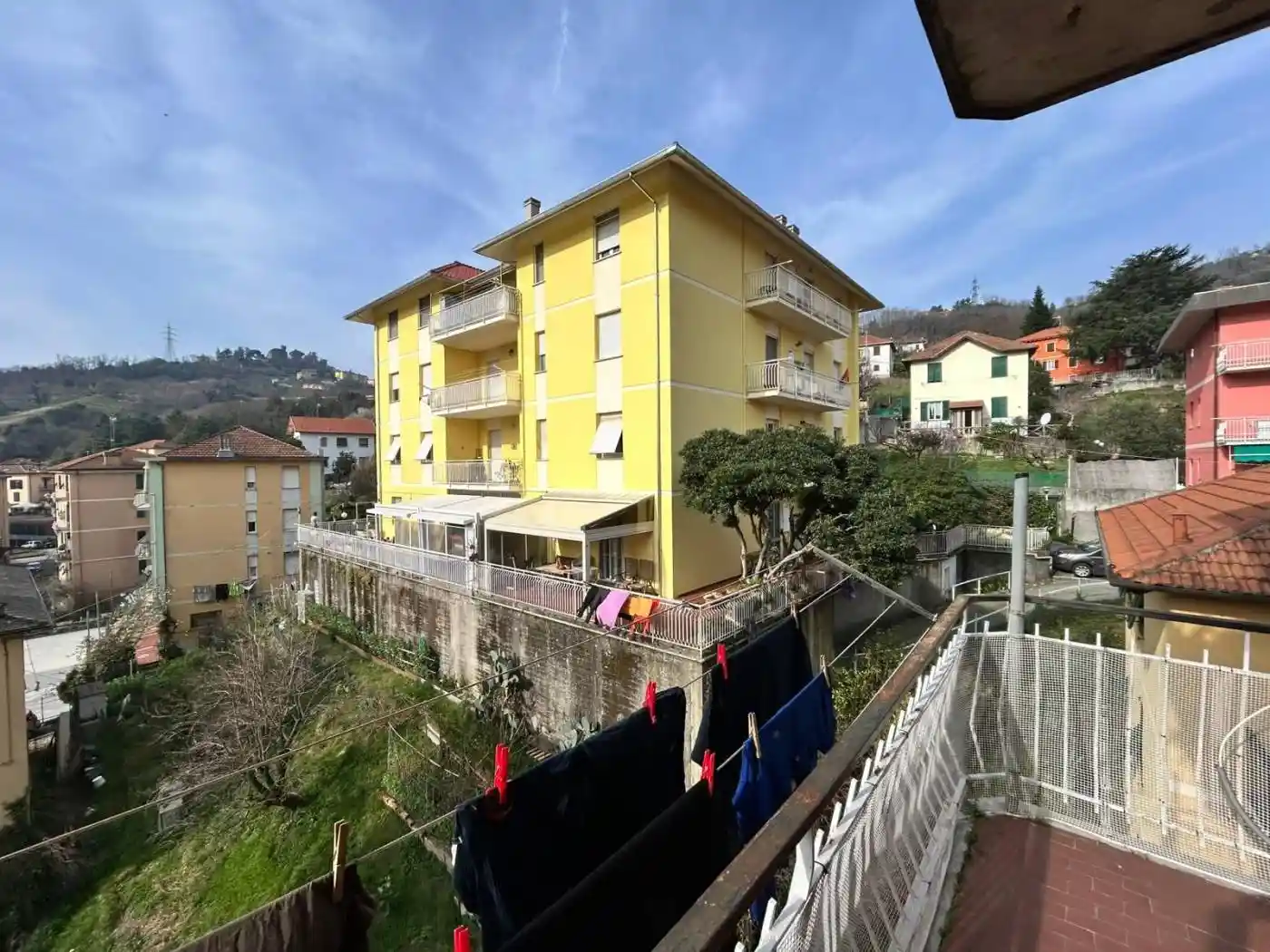 Palazzo - Edificio in vendita a Serra Riccò