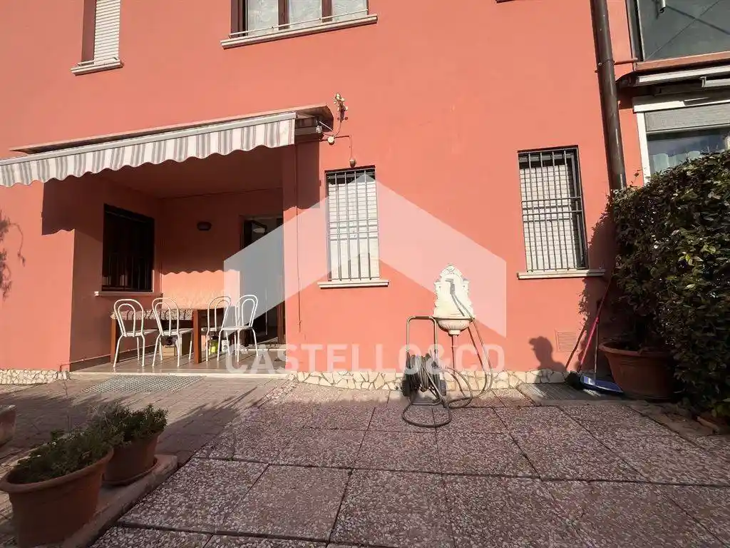Appartamento in vendita a Desenzano del Garda