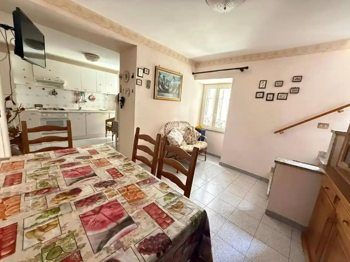Appartamento in vendita a Affile
