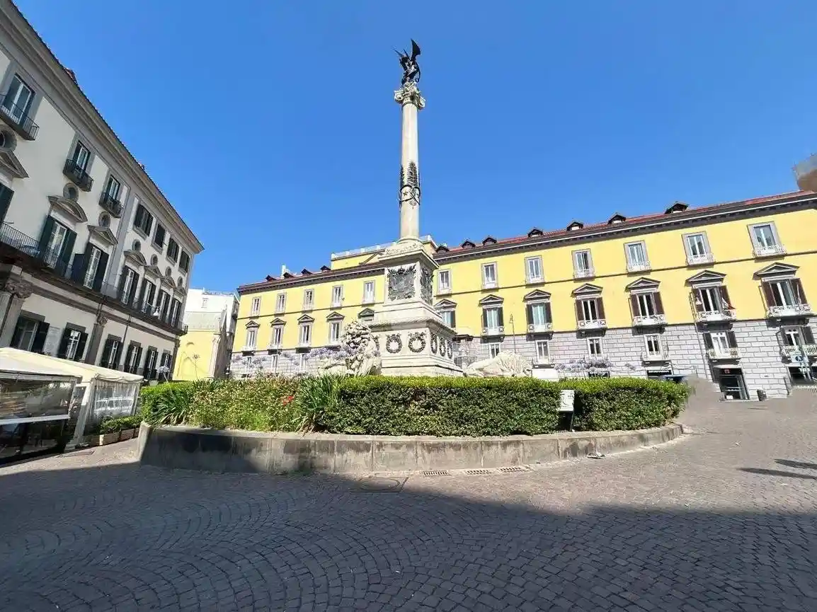 Appartamento in vendita a Napoli