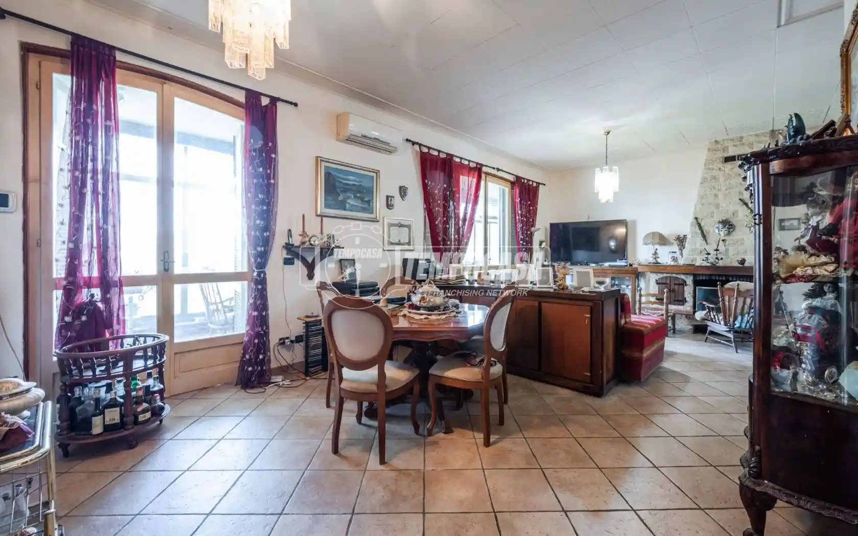 Villa in vendita a Medesano