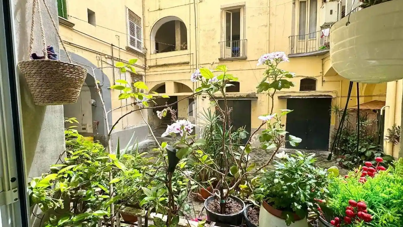 Appartamento in vendita a Napoli