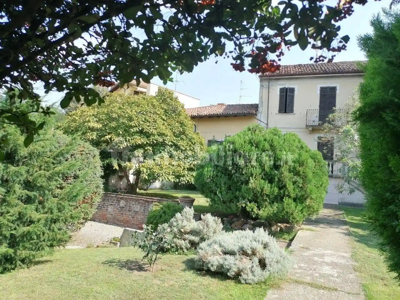 Villa in vendita a Robbio