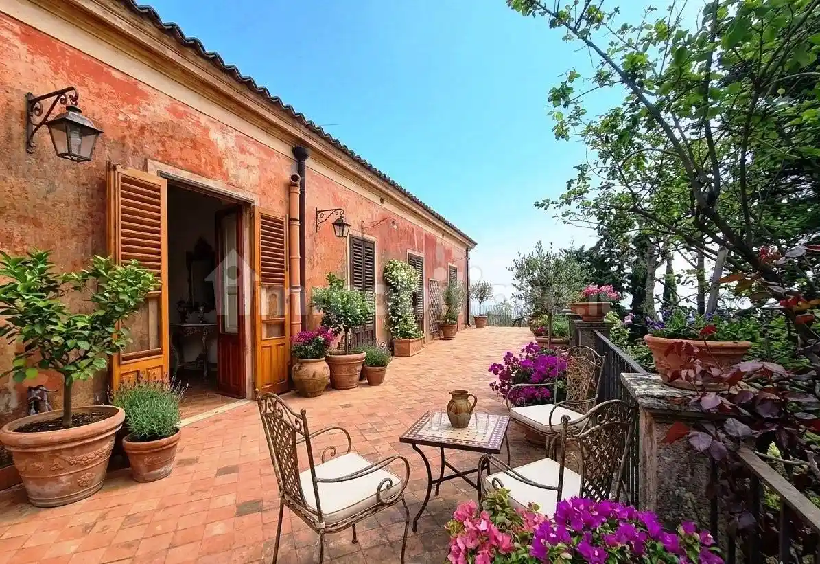 Villa in vendita a Giarre