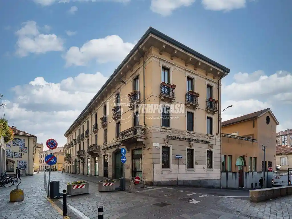 Appartamento in vendita a Villasanta