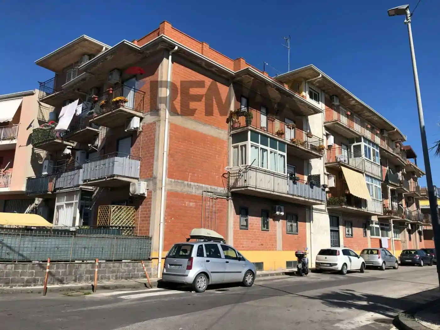 Appartamento in vendita a Camporotondo Etneo