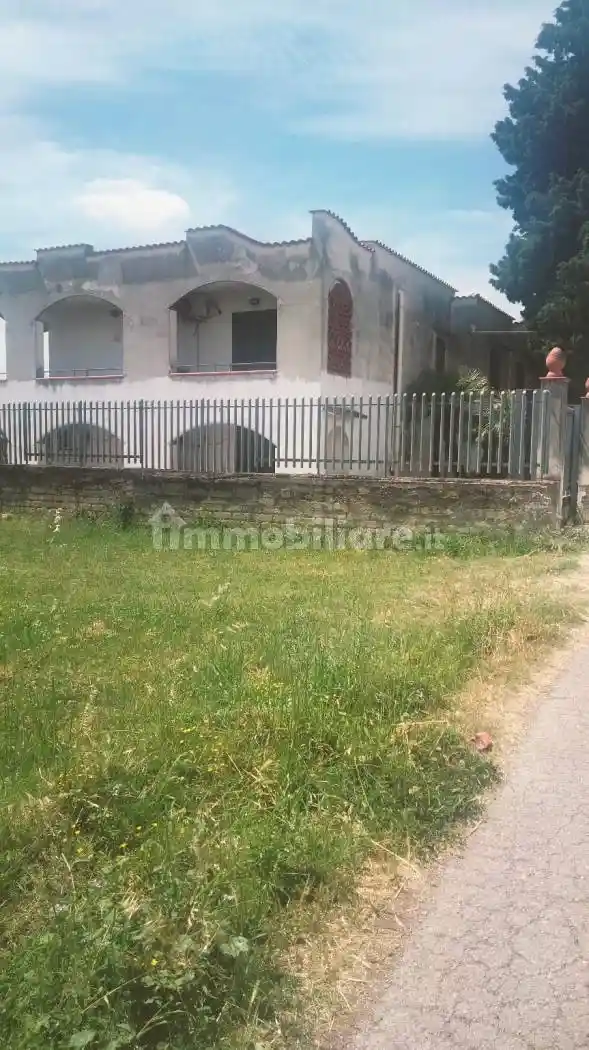 Appartamento in vendita a Castello di Cisterna