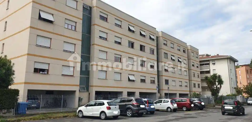 Appartamento in vendita a Massa