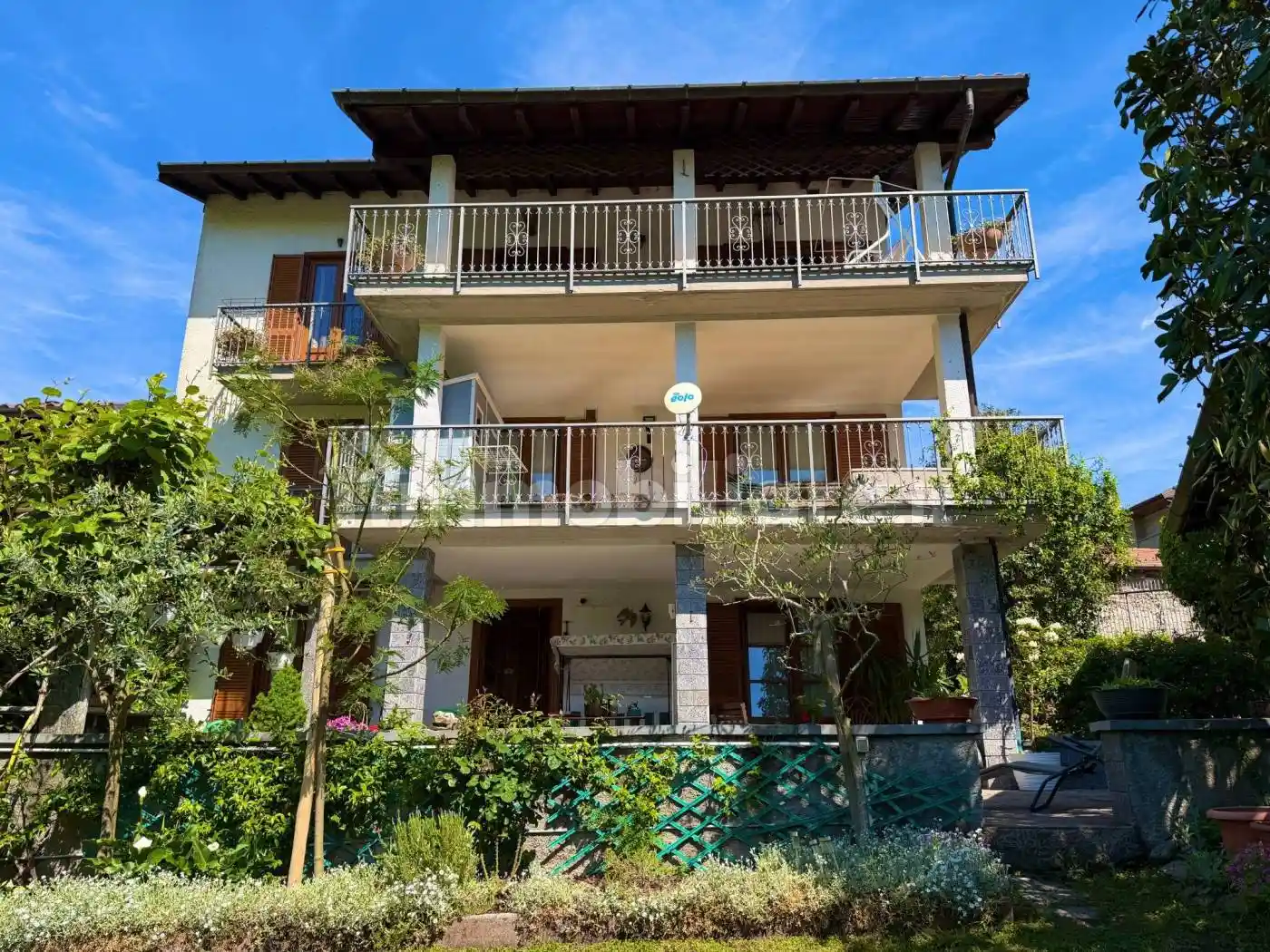 Casa indipendente in vendita a Brissago-Valtravaglia