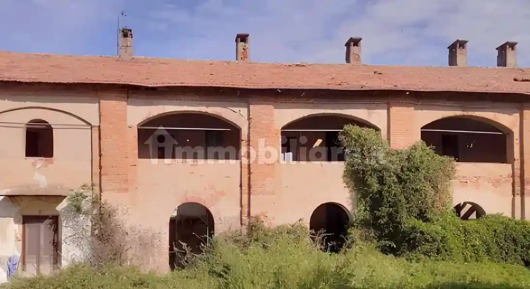 Rustico - Casale in vendita a Vernate