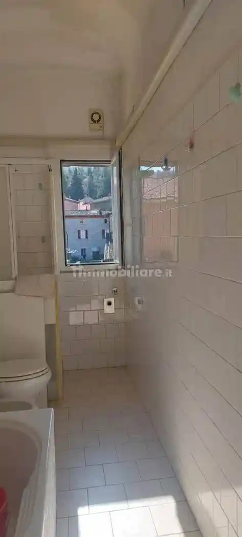 Appartamento in vendita a Bettola