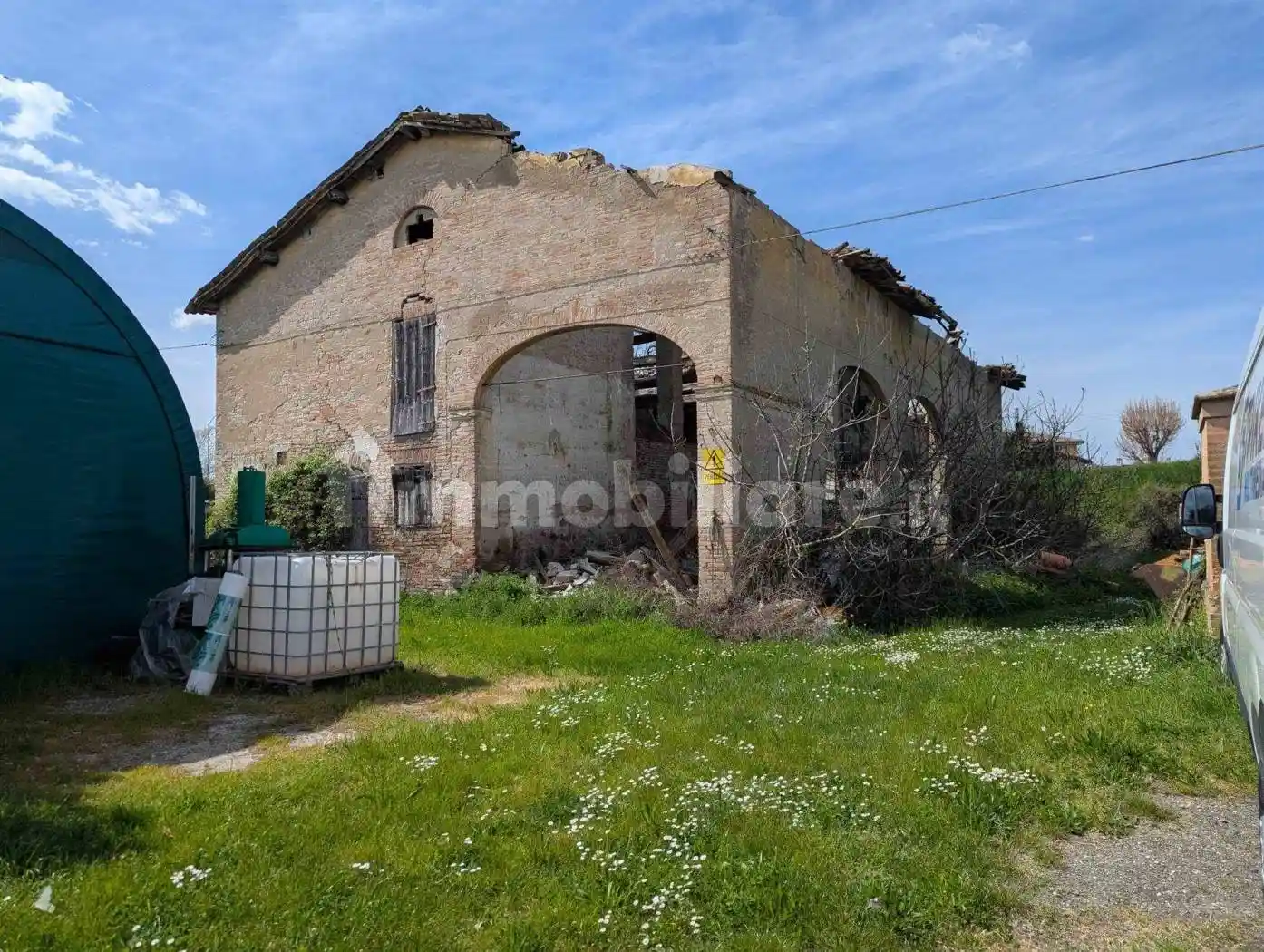 Rustico - Casale in vendita a Modena
