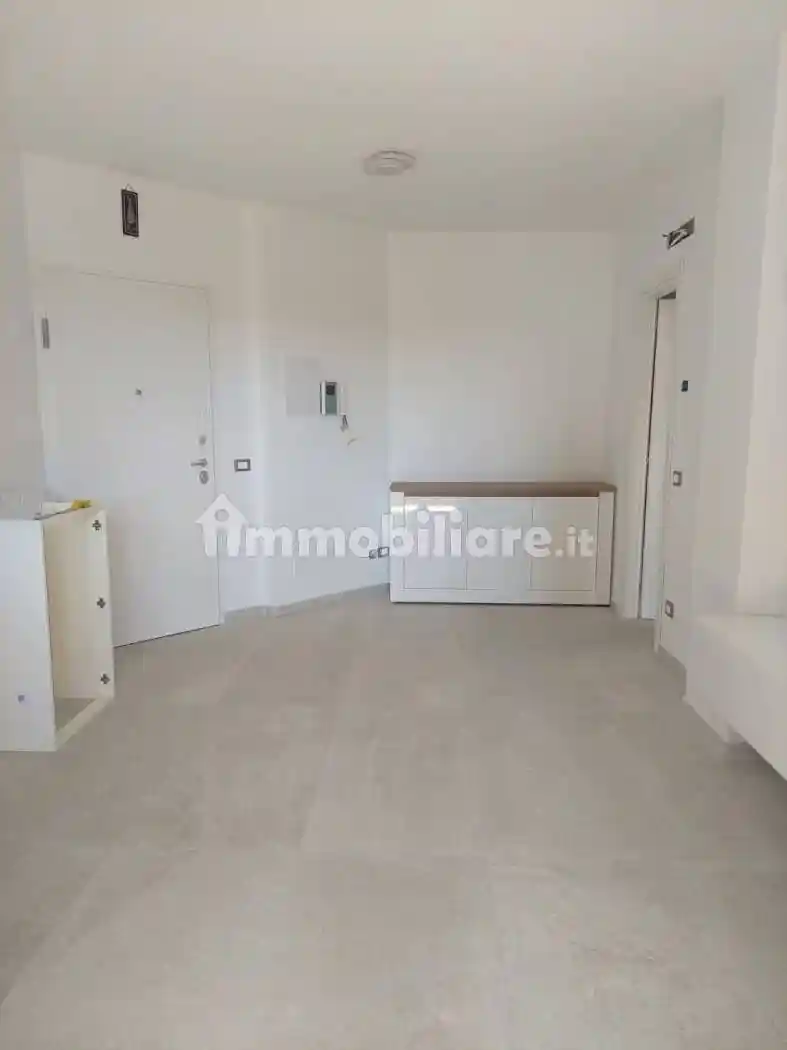 Appartamento in affitto a Carrara