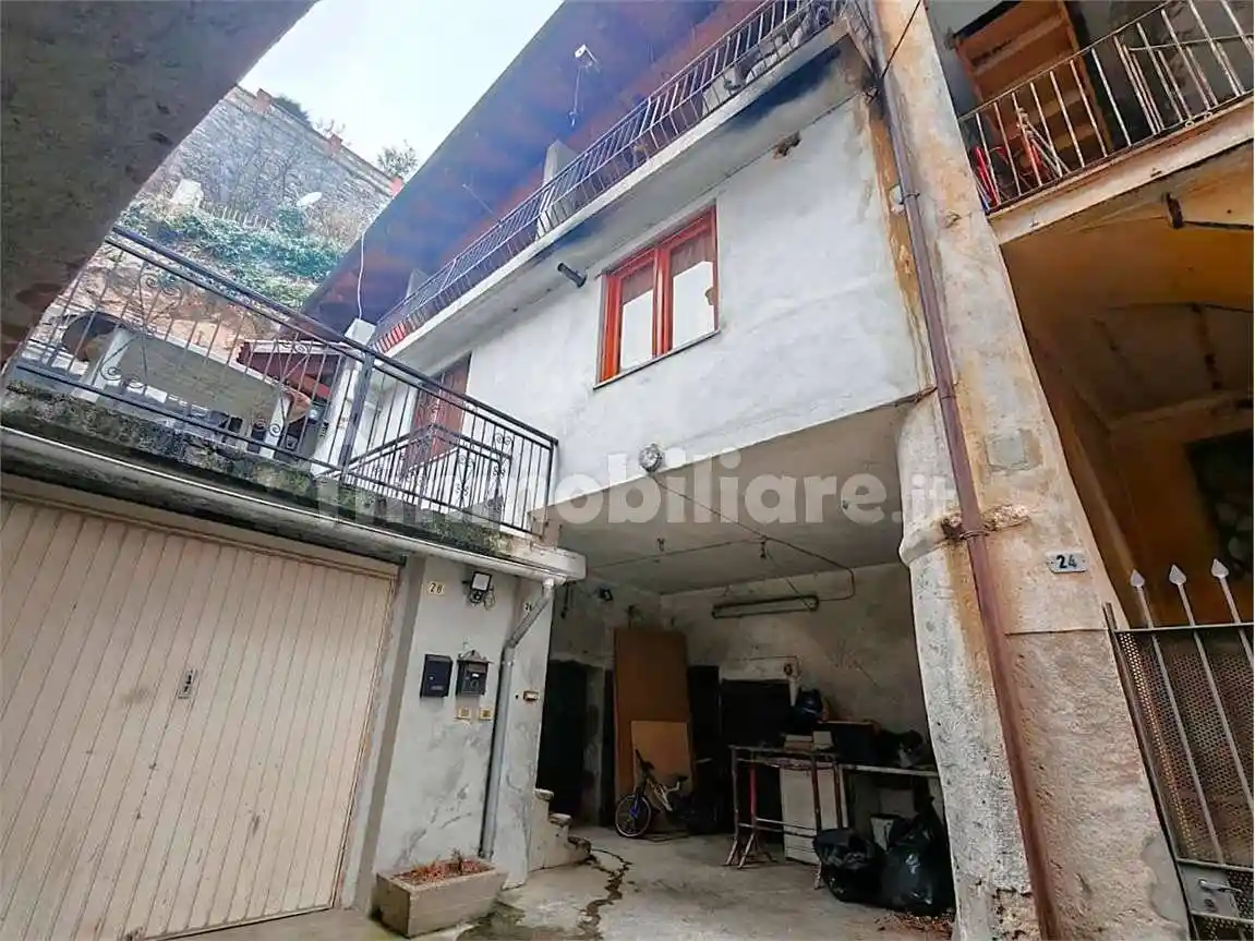 Casa indipendente in vendita a Quassolo