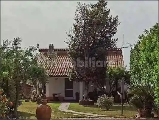 Villa in vendita a Latina