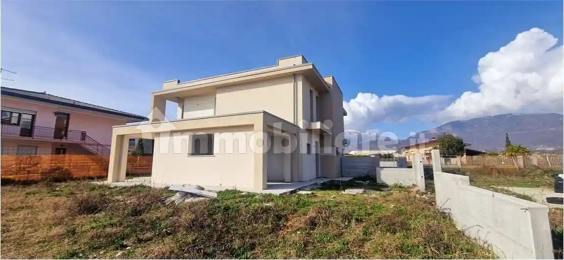 Villa in vendita a Vittorio Veneto