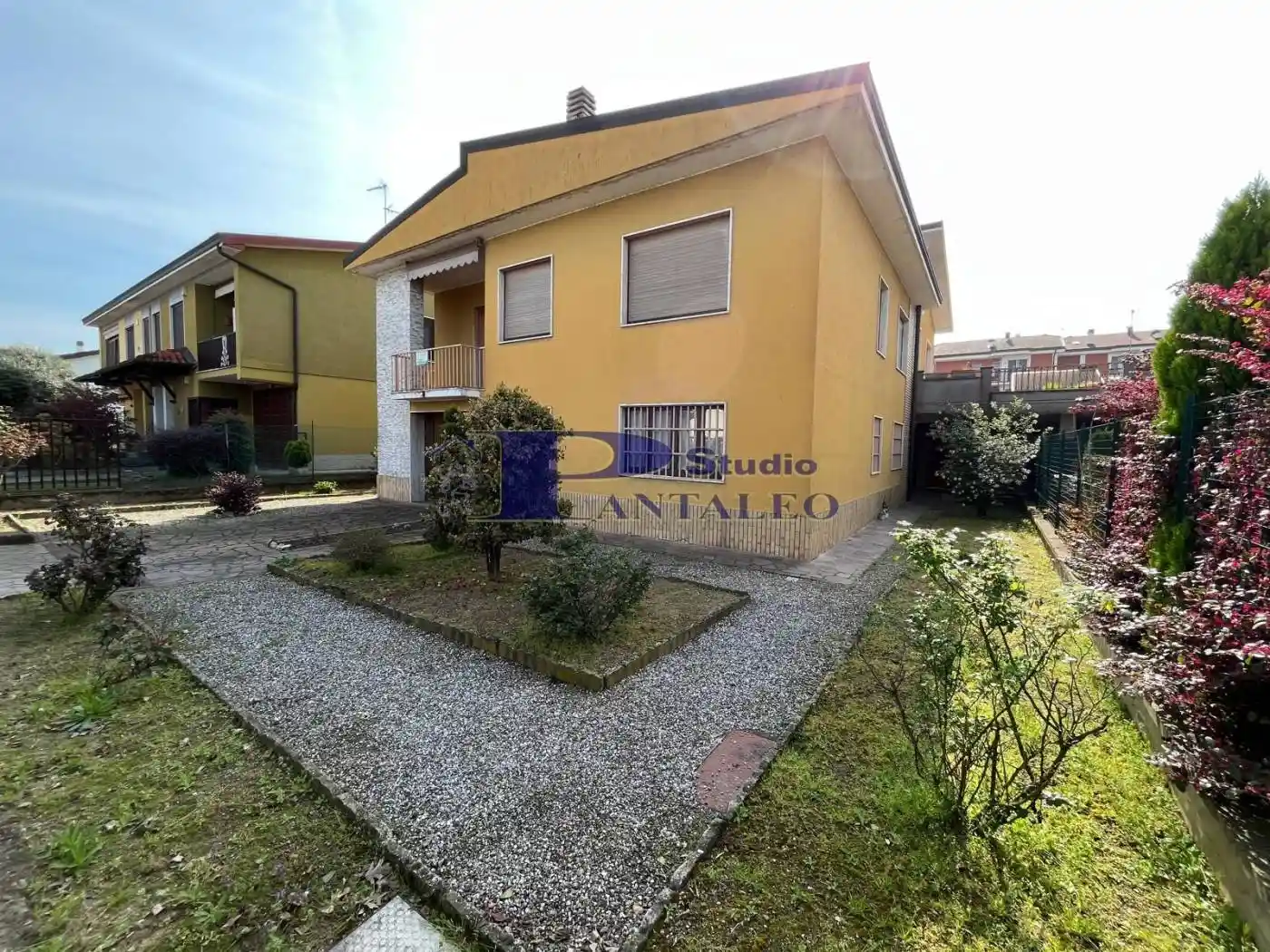 Villa in vendita a Abbiategrasso