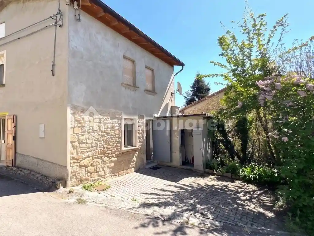 Appartamento in vendita a Casina