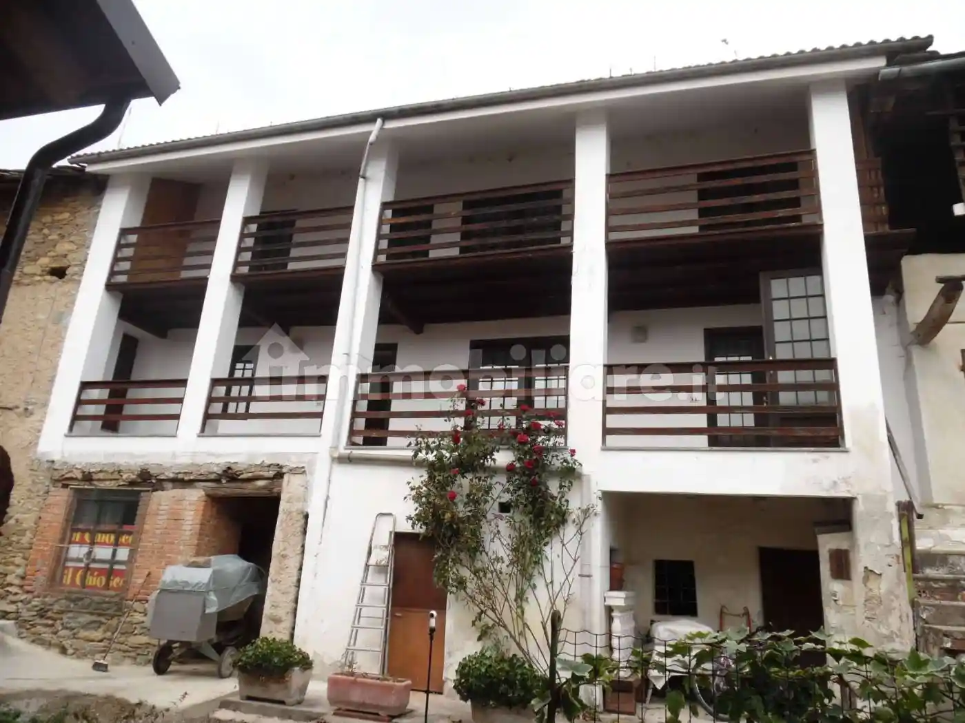 Casa indipendente in vendita a Forno Canavese
