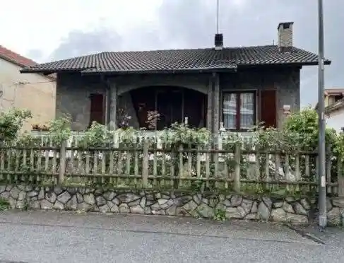 Casa indipendente in vendita a Beinasco