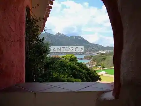 Appartamento in vendita a Arzachena