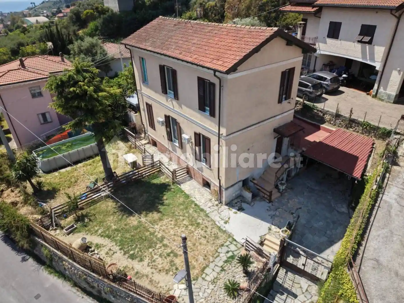 Villa in vendita a Bordighera