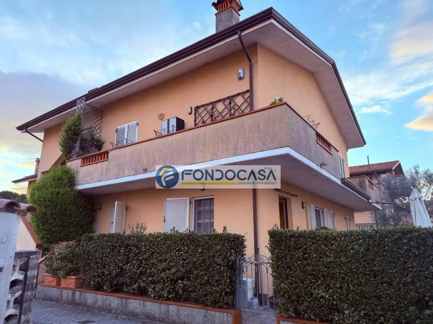 Villetta a schiera in vendita a Massa