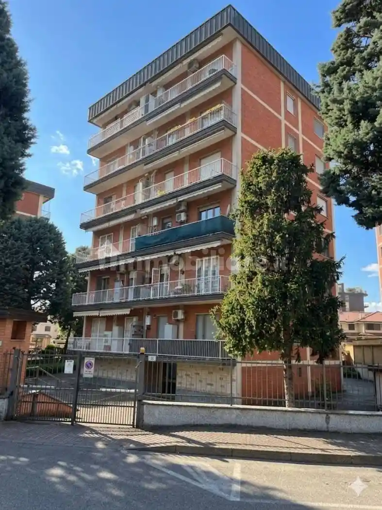 Appartamento in vendita a Opera