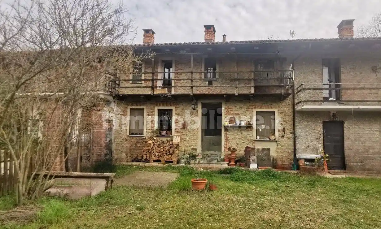 Casa indipendente in affitto a Casalborgone
