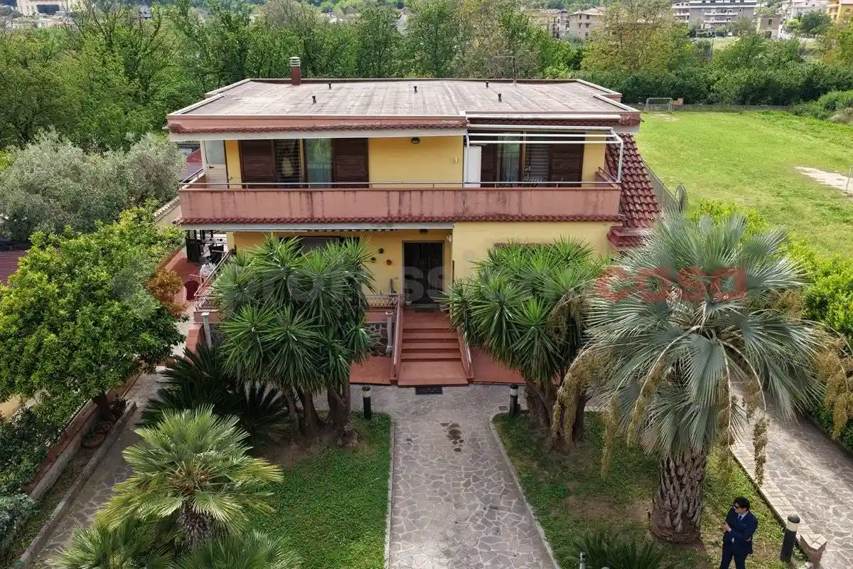 Villa in vendita a Castel San Giorgio