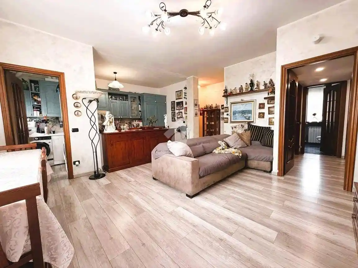 Appartamento in vendita a Bernareggio