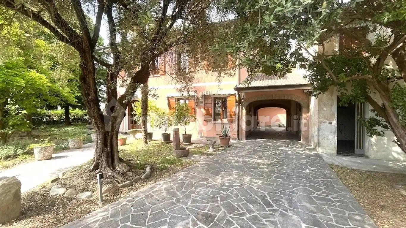 Rustico - Casale in vendita a Mirano