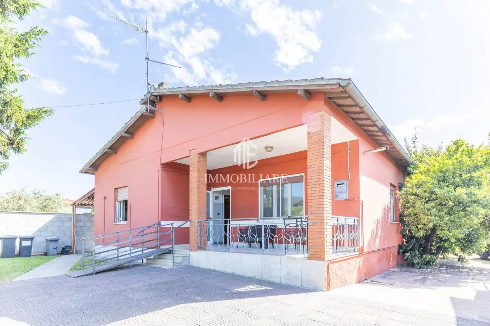 Villa in vendita a Lariano