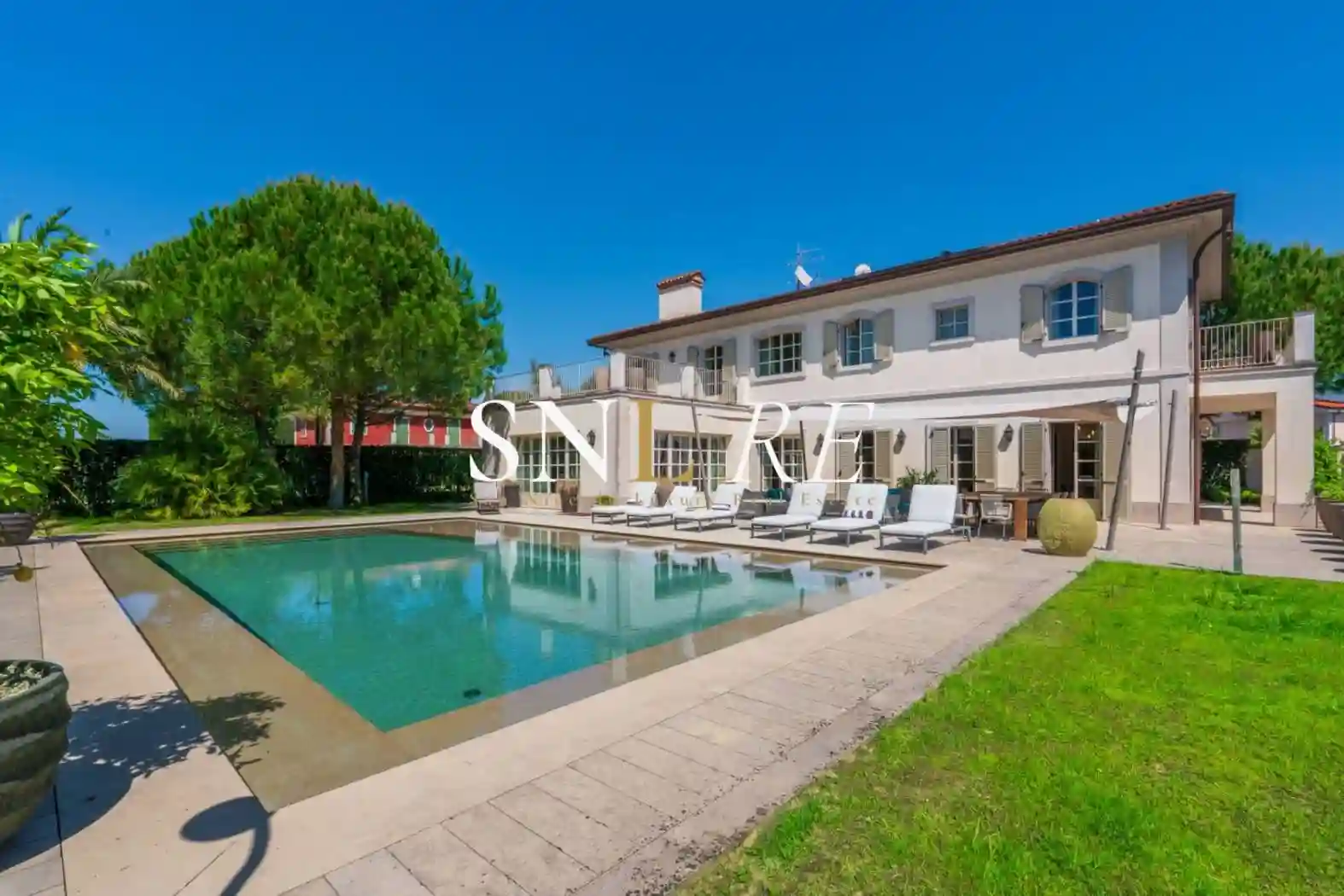 Villa - foto 2