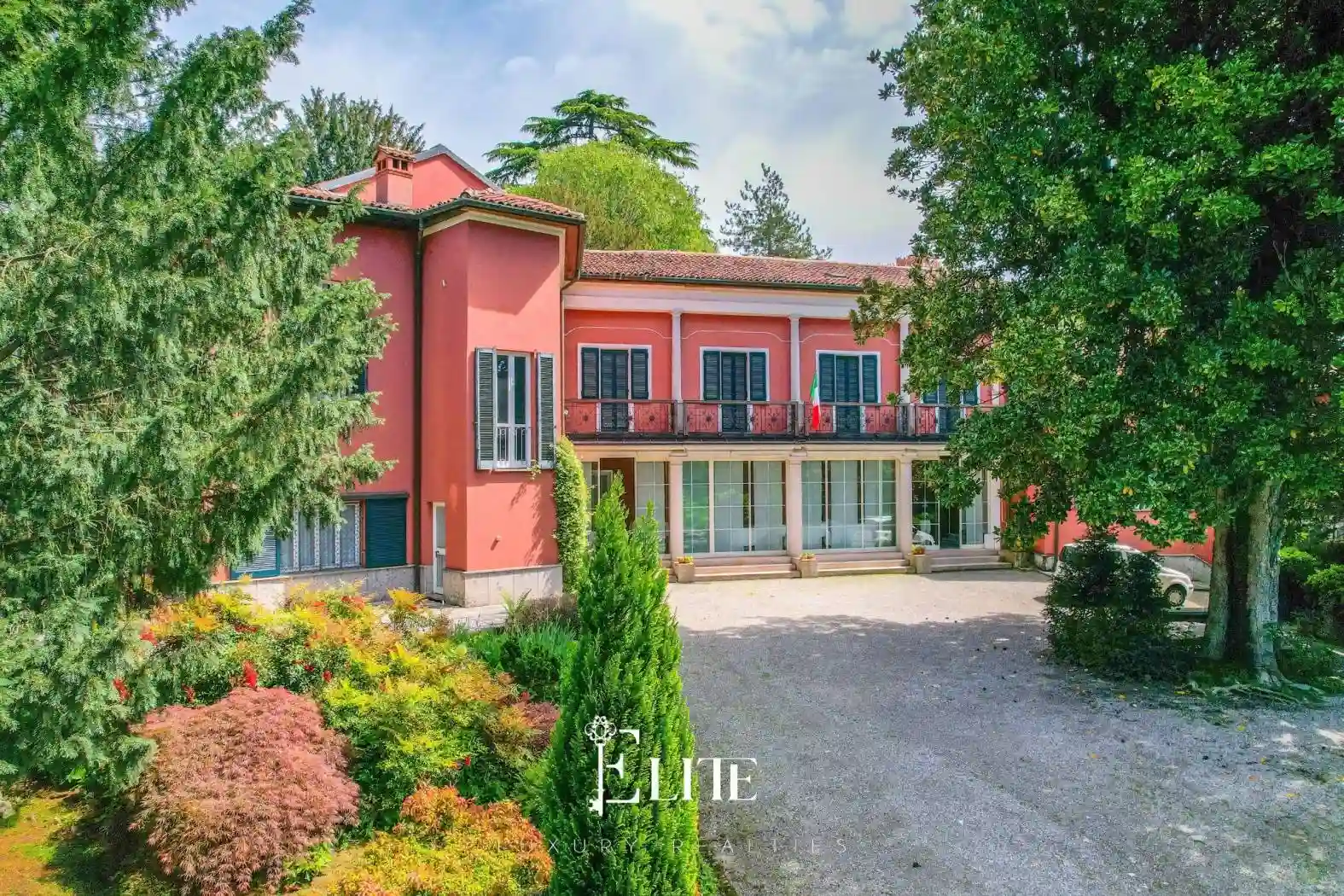 Villa - foto 2