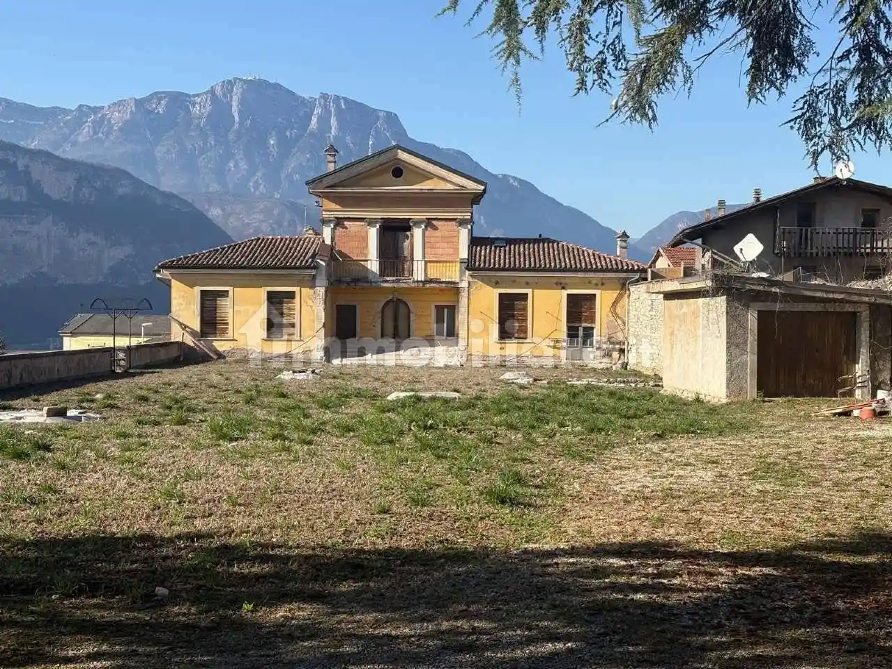 Villa in vendita a Trento