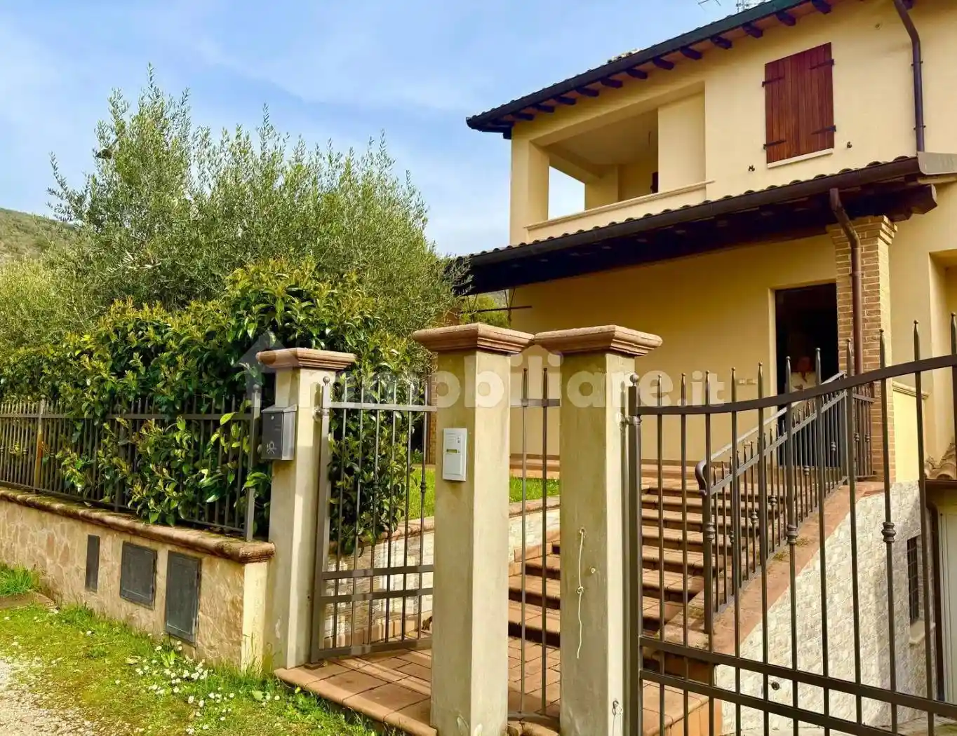 Villa in vendita a Campello sul Clitunno