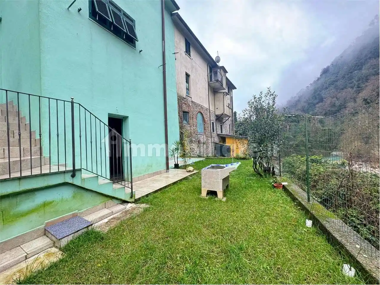 Villetta a schiera in vendita a Massa
