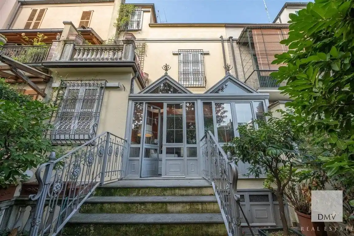 Villa in vendita a Milano