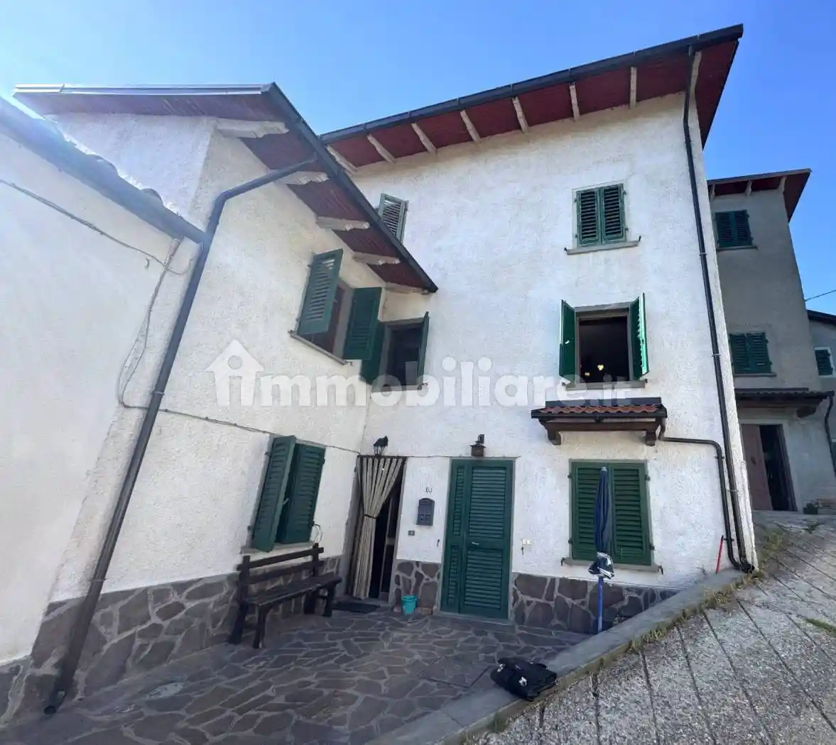 Casa indipendente in vendita a Vernio