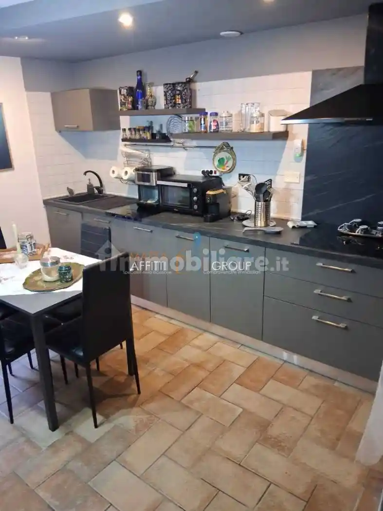 Appartamento in vendita a Carrara