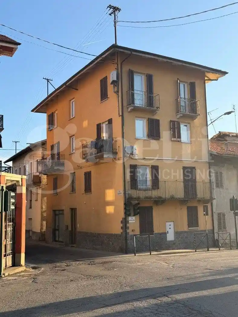 Appartamento in vendita a Pralungo